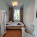 Na Parterze 10 Minut Pieszo Do Centrum & Parking Quarto em Acomodações Particulares *
