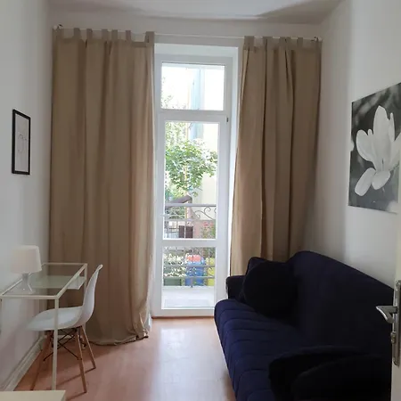 Na Parterze 10 Minut Pieszo Do Centrum & Parking Homestay *