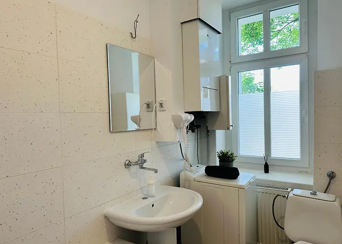 Na Parterze 10 Minut Pieszo Do Centrum & Parking * 索波特