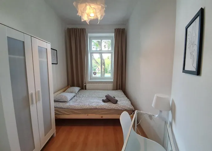 Na Parterze 10 Minut Pieszo Do Centrum & Parking 民宿 *